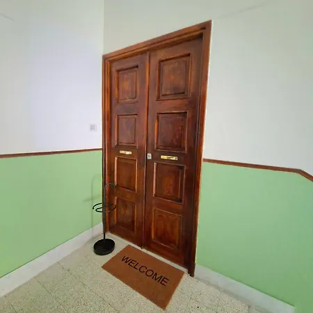 Apartman La Casa Del Ponte, A 3 Minuti Dal Mare Di *